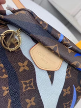 Load image into Gallery viewer, LB123 14.6x5.5x5.1inch