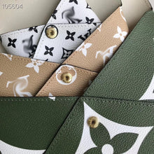 Load image into Gallery viewer, LB049 6.1x4.53x0.2