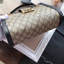 Load image into Gallery viewer, GC046 10.2×7.1×3.9inch