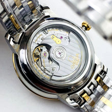 Load image into Gallery viewer, WC011 Men's size 40mm Women'size 32.7mm