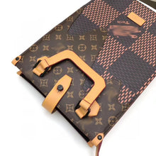 Load image into Gallery viewer, LB032 10.24x13.98x4.7