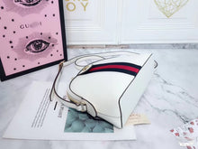 Load image into Gallery viewer, GC080 9.25x7.48x3.15inch