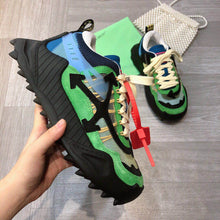 Load image into Gallery viewer, SE027 Women size 4-10 Men size7-12