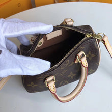 Load image into Gallery viewer, LB075 6.3x4.92x3.94