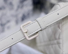 Load image into Gallery viewer, DR004 9.45x7.87x4.33inch