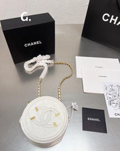 Load image into Gallery viewer, CC640 Shoulder Bag / 7.5x7.5inch