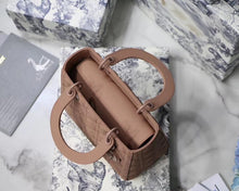 Load image into Gallery viewer, DR010 9.45x7.87x4.33inch