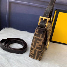 Load image into Gallery viewer, FF013 Brown,Black, Pale Yellow 9.8x5.1x1.6inch