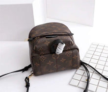 Load image into Gallery viewer, LB003 6.7x8.7x4inch MINI SIZE