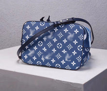 Load image into Gallery viewer, LB137 10.2x10.2x6.9inch