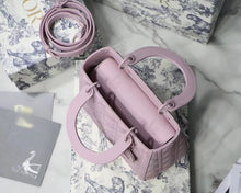 Load image into Gallery viewer, DR006 9.45x7.87x4.33inch