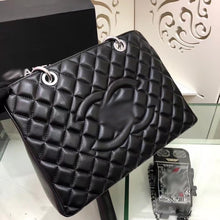 Load image into Gallery viewer, CC075 Smooth Sheepskin Leather 13x9.84x5.51inch