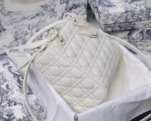 Load image into Gallery viewer, DR004 9.45x7.87x4.33inch