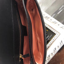 Load image into Gallery viewer, GC112 9.8x6.3x2.2inch