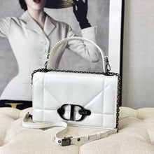 Load image into Gallery viewer, DR247 30 Montaigne Chain Bag with Handle / 10 x 6 x 3 inches