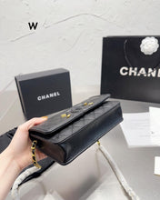 Load image into Gallery viewer, CC637 Wallet on the Chain / 7.5x4.7inch