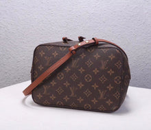 Load image into Gallery viewer, LB135 10.2x10.2x6.9inch