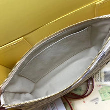 Load image into Gallery viewer, LB115 9.3x1.6x5.3inch