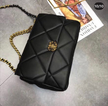 Load image into Gallery viewer, CC048 Small 6.3x10.2x3.5 inch Medium 7.9x11.8x3.9 inch