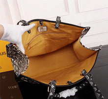 Load image into Gallery viewer, LB130 16.1x13.4x7.5inch