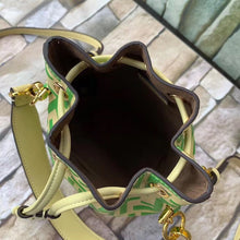 Load image into Gallery viewer, FF011 7.09x4.72x3.94 inch MINI SIZE