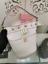 Load image into Gallery viewer, CC035 8.66x6.69x4.72inch