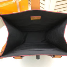 Load image into Gallery viewer, LB032 10.24x13.98x4.7