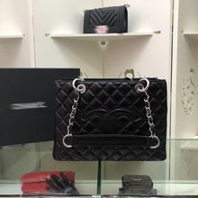 Load image into Gallery viewer, CC075 Smooth Sheepskin Leather 13x9.84x5.51inch