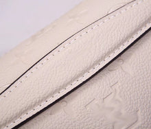 Load image into Gallery viewer, LB007 9.1x6.3x3.9inch