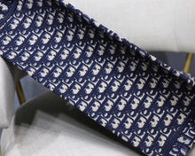 Load image into Gallery viewer, DR025 Book Tote Bag / HIGHEST QUALITY VERSION S:14.4x11x6.9inch L:16.3x13.8x7.1inch