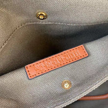 Load image into Gallery viewer, FF016 15.9x8.5x13.8inch