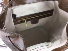 Load image into Gallery viewer, GC121 10.6x13.8x6.5inch