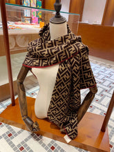 Load image into Gallery viewer, CLTH005 140x140cm