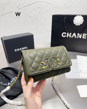 Load image into Gallery viewer, CC637 Wallet on the Chain / 7.5x4.7inch