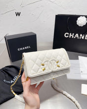 Load image into Gallery viewer, CC637 Wallet on the Chain / 7.5x4.7inch