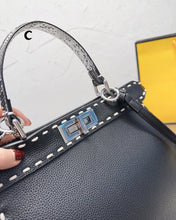 Load image into Gallery viewer, FF147 Peekaboo ISeeU Small / 10.6x8.3x4.3inch