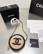 Load image into Gallery viewer, CC640 Shoulder Bag / 7.5x7.5inch