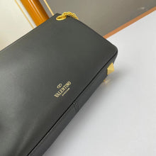 Load image into Gallery viewer, VLTN070 Garavani Stud Sign Shoulder Bag / 11x6.7x3.2inch