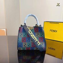 Load image into Gallery viewer, FF156 Peekaboo / 11.4x5.1x9.4inch