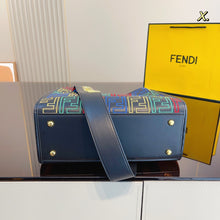 Load image into Gallery viewer, FF156 Peekaboo / 11.4x5.1x9.4inch