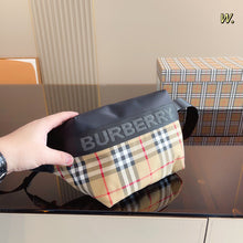Load image into Gallery viewer, BUR101 Nylon Canvas Sonny Bum Bag / 10.2x2.3x6.3inch