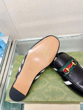 Load image into Gallery viewer, SE1032 adidas x Gucci women's slipper with Horsebit / Size5-10