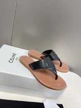 Load image into Gallery viewer, SE988 CELINE TRIOMPHE FLAT THONG in CALFSKIN