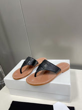 Load image into Gallery viewer, SE988 CELINE TRIOMPHE FLAT THONG in CALFSKIN