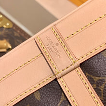 Load image into Gallery viewer, LB686 Noé / HIGHEST QUALITY VERSION / 10.2 x 13.4 x 7.5 inches