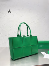 Load image into Gallery viewer, BV043 Mini Arco Tote Bag / 9.8x6.3x3.1inch