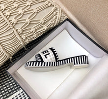 Load image into Gallery viewer, SE819 CC Slipper / Size4-10