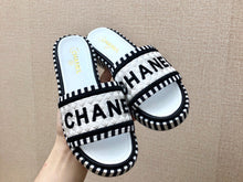 Load image into Gallery viewer, SE819 CC Slipper / Size4-10