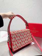 Load image into Gallery viewer, VLTN074 SMALL LA PETITE DEUXIEME SHOULDER BAG / W10xH5.5x2.4 in