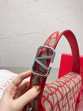 Load image into Gallery viewer, VLTN074 SMALL LA PETITE DEUXIEME SHOULDER BAG / W10xH5.5x2.4 in